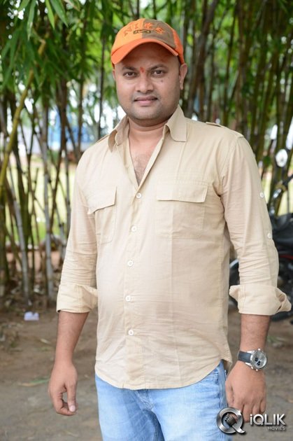 Garam-Movie-Opening-Photos